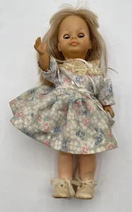 Vogue Doll 1964, Plastic Body, Moving Arms and Legs, Sleepy Eyes - Picture 1 of 19