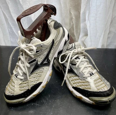 Zapatos de voleibol Mizuno Wave Lightning 6 para mujer, talla W7 Foto 1 de 4