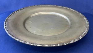 Vintage Rustic Footed Metal Plate Heavily Tarnished Patina Hallmarked - Picture 1 of 4