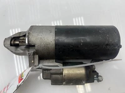 Motor de arranque Mercedes Benz E63 W212 2007-2012 OEM 0009061300 Foto 1 de 4