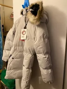 Canada Weather Gear Women's Winter Coat New Medium - Picture 1 of 7
