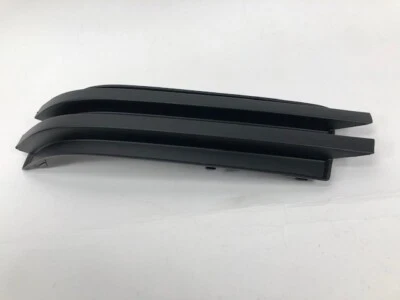 2008-2010 Dodge Grand Caravan Left Lamp Opening Cover OEM Mopar 5113147AA - Изображение 1 из 4