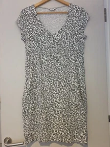 BODEN DRESS Ladies UK 10 Stretch Classic V-NECK Sleeveless Holiday Pockets Leaf - Picture 1 of 9
