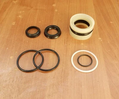 belarus tractor 500, 800, 900 steering cylinder seal kit - Image 1 of 4