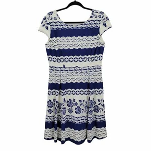 Daniel Cremieux wadenlanges Kleid 8 blau Ösen Spitze Overlay Flügelärmel durchgehend - Bild 1 von 10