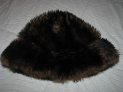 Chapéu Cloche Vintage Feminino Marrom Tingido de Pele de Cordeiro Toscana Itália - Imagem 1 de 4