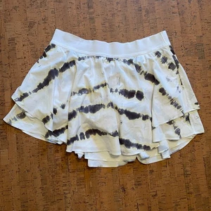 Lululemon Court Rival High Rise Skirt Long Transverse Yellow Skort Shorts SZ 14 - Picture 1 of 3