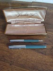 Parker 51 Fountain Pen And Pencil With Silver Cap And Case - Picture 1 of 20