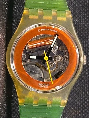 Swatch Disque Rouge Needs Battery in Original Case *READ* - Image 1 of 4