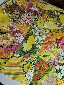 Floral Print Vintage Fabric Material Remnant Large - Picture 1 of 5