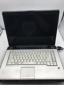 TOSHIBA SATELLITE A205 - FOR PARTS - INTEL CENTRINO - 4GB RAM - 15" - READ - BB! - Picture 1 of 7