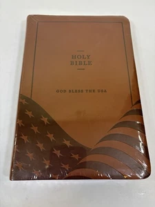 Holy Bible God Bless the USA Donald Trump Endorsed Lee Greenwood New and Sealed - Imagen 1 de 4
