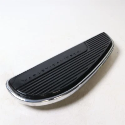 Harley-Davidson Softail Deluxe FLDE 107 2018 estribo delantero izquierdo - 1002217460 Foto 1 de 4