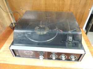 ESTATE Vintage Panasonic SD-201 FM/AM Stereo Turntable Record Player - - Picture 1 of 5
