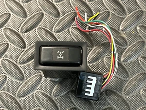Toyota 4x4 4WD Rav4 Land Cruiser Center Differential Diff Lock Switch Control - Picture 1 of 6