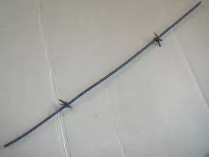 WINGS LARGE FOUR POINT BARB on SINGLE ROUND LINE - ANTIQUE BARBED BOBBED WIRE - Picture 1 of 5