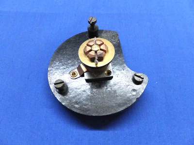 4611 - Mercedes-Benz 300D Contact Plate for Steering Wheel - 1894600245 - Image 1 of 4