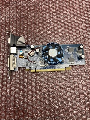 Radeon Sapphire X1550 256M 64 Bit DDR2 PCI-E VGA DVI Graphics Video Card / GPU - Image 1 of 4