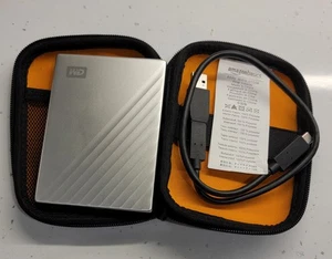 WD My Passport Ultra External Hard Drive 2TB for Mac USB 3 USB c - Photo 1/2