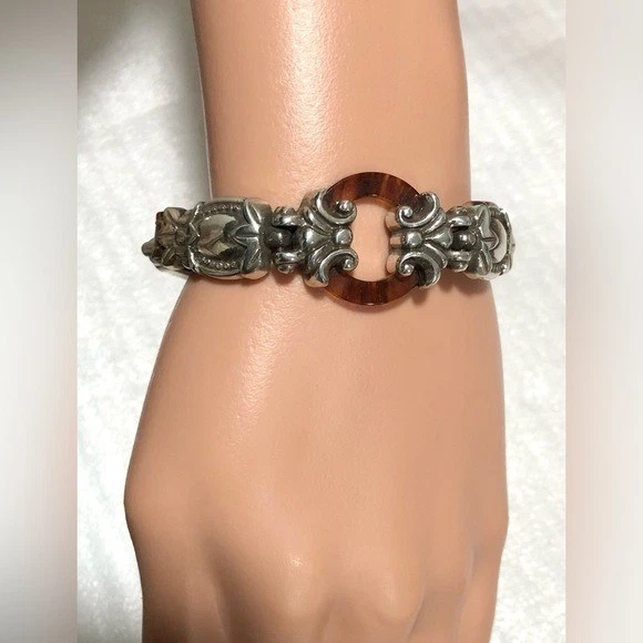 Pulsera Brighton Lucite y Tono Plata Dije Correa Cuero Foto 1 de 4