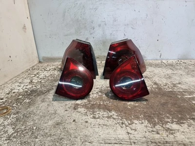 Par de luces traseras interiores exteriores izquierda derecha Volkswagen Golf 2005 MK5 1K6945096E Foto 1 de 4