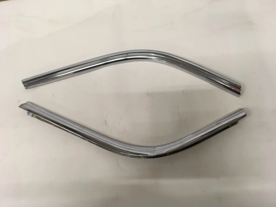 58 Cadillac Seville Deville Eldorado Biarritz techo cuarto trasero ventana moldura  Foto 1 de 4