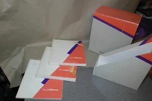 original QuarkXPress Version 3.3 box and manuals ONLY for Apple Mac 1993 - Picture 1 of 3