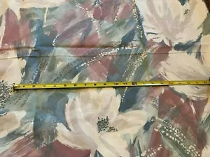 500382 Tela Floral Sabia y Malva - 2 Piezas Total 5 Yardas x 26" Flores de Ancho - Imagen 1 de 2
