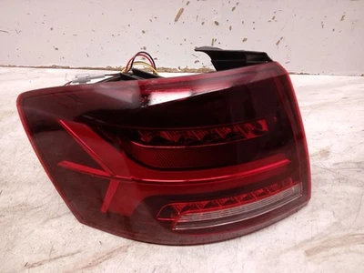 Used Left Tail Light Assembly fits: 2012 Volkswagen Jetta Sdn exc. City quarter Foto 1 de 4