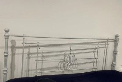 King bed frame with Shabby Chic Distressed White Headboard - Image 1 of 4