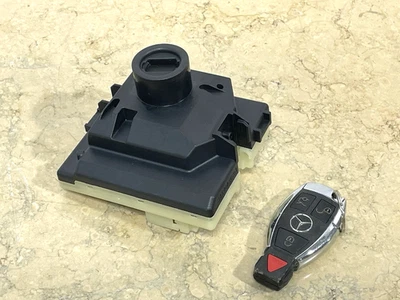 15-20 Mercedes GLC300 C300 C400 Ignition Switch Control Module Button w/ Key - Image 1 of 4