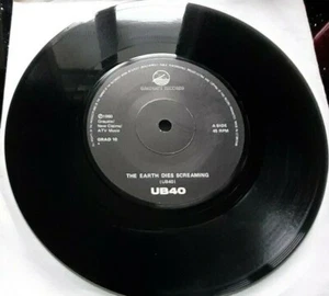 UB40 - The Earth Dies Screaming - 7" Single - 1980 Vinyl In Near Mint Condition - Picture 1 of 2