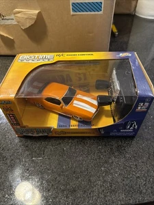 Chevy Camaro 1969 Jada Toys Bigtime Muscle coche de control remoto naranja escala 1:16 nuevo en caja 27 MHz - Imagen 1 de 8