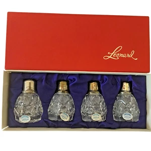 Shaker sale e pepe vintage Leonard Japan cristallo in scatola set di 4 top argento NOS - Foto 1 di 8