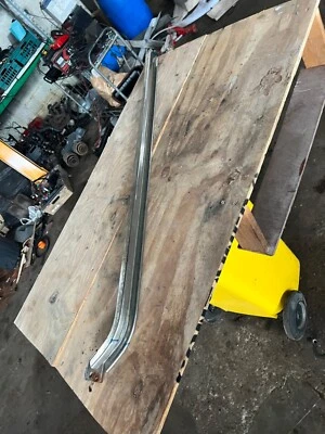 VW T4 TRANSPORTER 2001 1.9 TD PASSENGER SIDE LEFT SLIDING DOOR RAIL 7D1843871 - Image 1 of 4