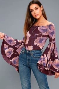 $78 NWT FREE PEOPLE SzS WE THE FREE OFF THE SHOULDER BELL-SLEEVE TOP WINE PRINT - Picture 1 of 6