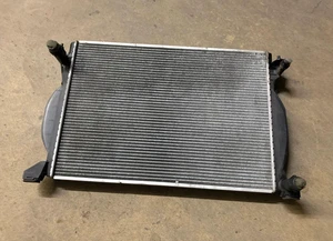 Wasserkühler Kühler AUDI A4 B6 B7 8E A6 4B 3.0 3.2 V6 ASN AUK 8E0121251M - Picture 1 of 8