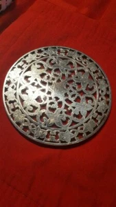 VINTAGE WEBSTER STERLING SILVER AND GLASS TRIVET, FLORAL DECORATION, 6" DIA. - Picture 1 of 3