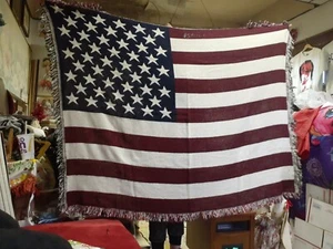Pure Country Weavers American Flag Lap Throw - Made in The U.S.A. 46” x 60” - Picture 1 of 1