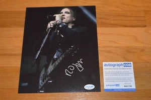 The Cure ~ Foto autografiada por Robert Smith a color de 8x10 con certificado de autenticidad de autógrafo - Imagen 1 de 6