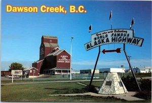 Beginning of the World Famous Alaska Highway, Dawson Creek, B.C. Canada Postcard - Picture 1 of 2