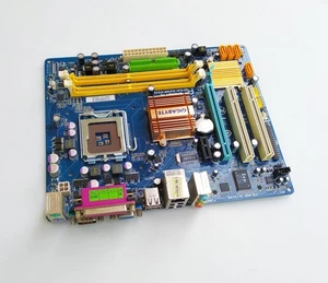 GIGABYTE GA-G31M-ES2L REV:1.1 Socket 775 mATX motherboard, Intel G31 chipset - Afbeelding 1 van 6