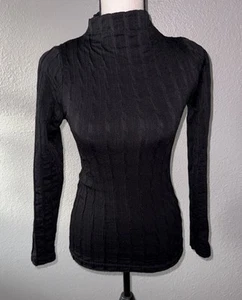 Bella Seamless Black Ribbed Fleece Turtleneck Top Size Small Medium - Picture 1 of 3