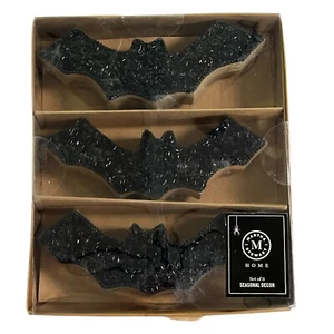 Martha Stewart Halloween Murciélagos de Madera Lentejuelas Negras Conjunto de 3 Decoración de Temporada - Imagen 1 de 11