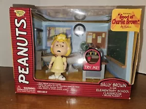 Peanuts Sally Classroom Playset Good Ol' Charlie Brown Snoopy School Teacher NEW - Picture 1 of 9