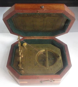 Sundial Compass F. Cox 1775 London Beautifully Boxed Great Condition - Picture 1 of 11
