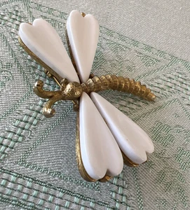 Vintage Dragonfly with White Lucite Wings on Goldtone Pin/ Brooch 2" x 1 1/2" - Picture 1 of 13