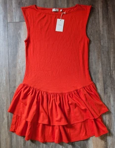 NEU Aritzia Wilfred Goodlux Bloomsbury Kleid Größe Medium in Mohnrot Neu mit Etikett - Bild 1 von 6