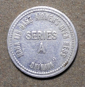 Militar: Okinawa, Base Aérea de Naha, Airmen’s Open Mess, Serie A Bueno para 5 pulgadas - Imagen 1 de 2