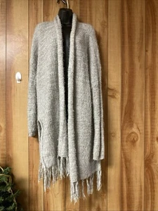 Xhilaration Damen Strickjacke Pullover Grau XXL Fransen Langarm - Bild 1 von 4